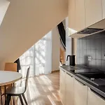 B27 Apartment