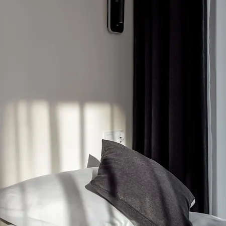 B27 דירה זקופאנה